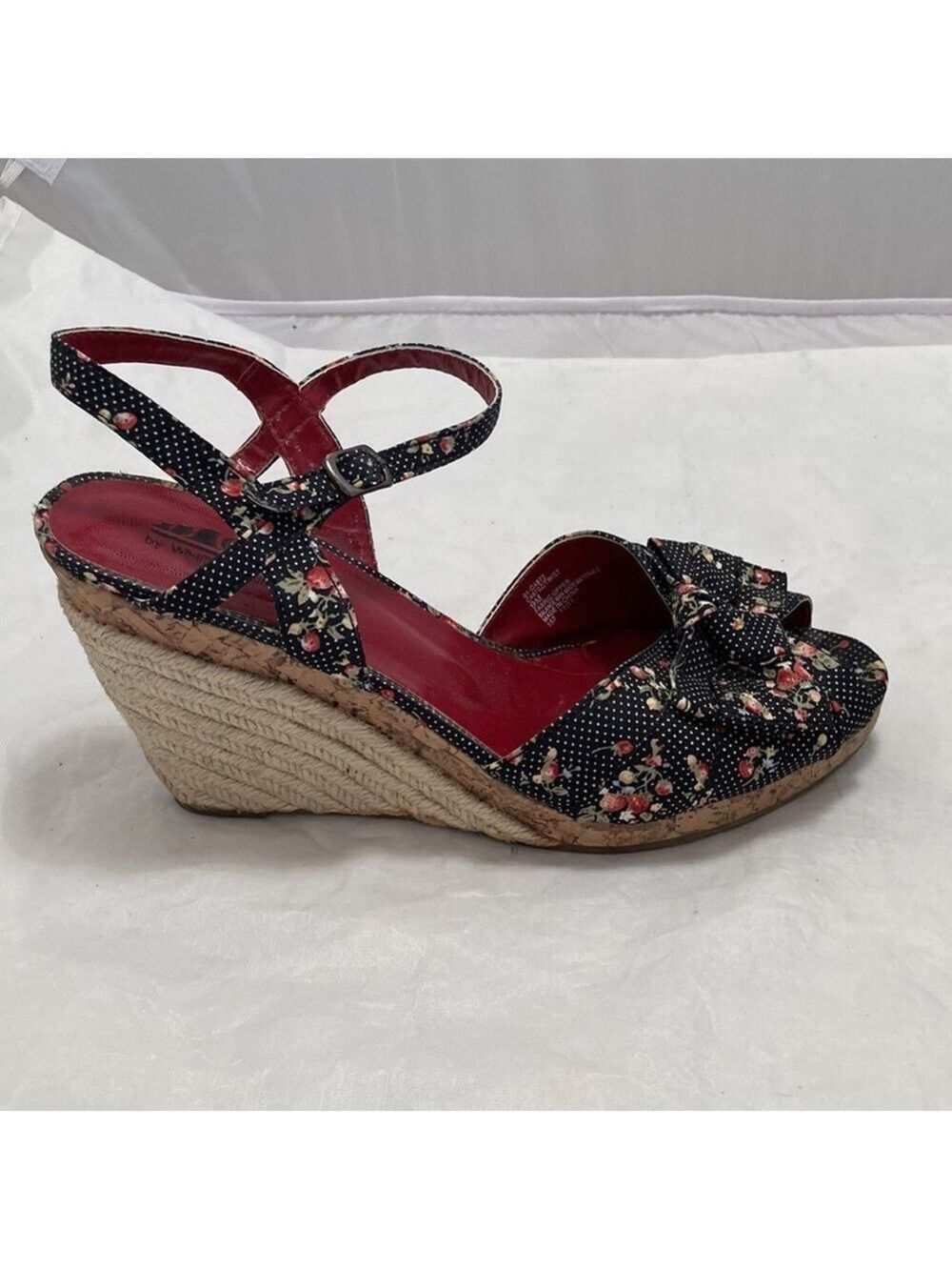 CLIFFS Sandals by White Mountain - Picture 5 of 13